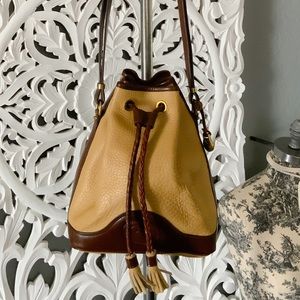 Vintage Dooney & Bourke | vintage Bucket bag